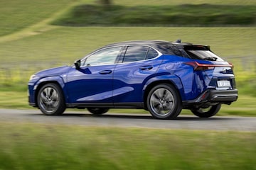 Lexus UX300h