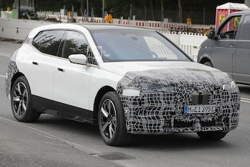 Spyshots BMW iX