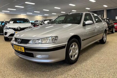Deze 25 jaar oude Peugeot 406 is nog best een frisse verschijning - Liefhebber Gezocht