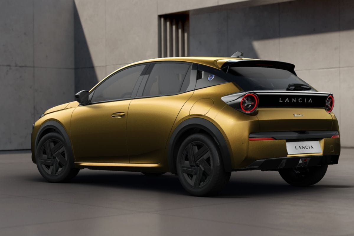 Lancia Ypsilon Back to Basics