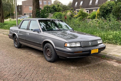 Deze Oldsmobile Cutlass Ciera was er één van velen - In het Wild