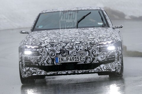 Audi RS6 e-tron zoekt de eeuwige sneeuw op