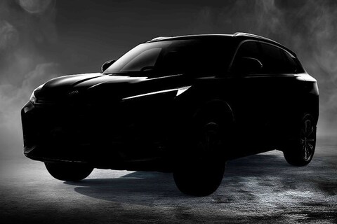 Splinternieuwe plug-in hybride MG EHS klaar voor debuut