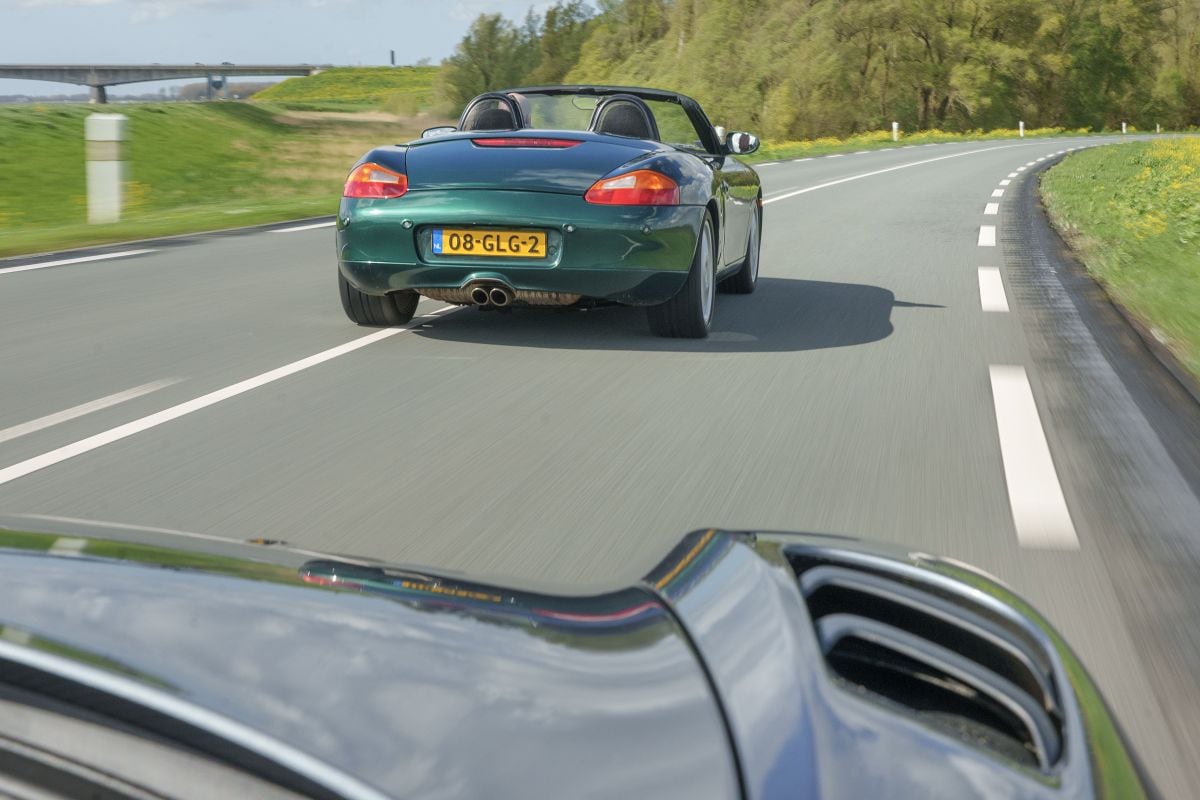 Porsche Boxster S (2002) - Porsche Spyder RS
