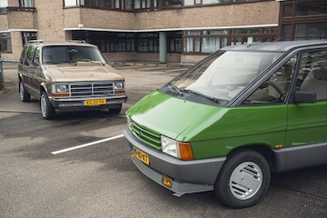 Chrysler Voyager vs Renault Espace