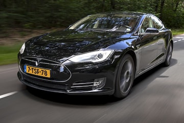 Tesla Model S Klokje Rond