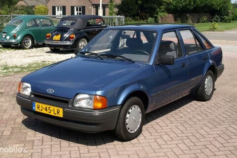 Deze Ford Escort is een keurige overlever - Liefhebber Gezocht