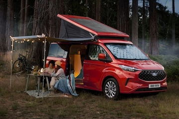 Ford Transit Custom Nugget camper