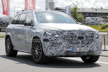 Mercedes-Benz GLS facelift spyshots