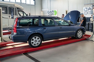 Volvo V70 