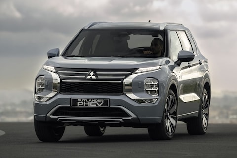 Nieuwe Mitsubishi Outlander PHEV: rondstekkeren vanaf €52.000