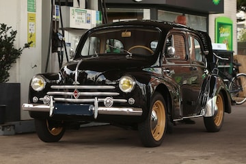 Renault 4CV