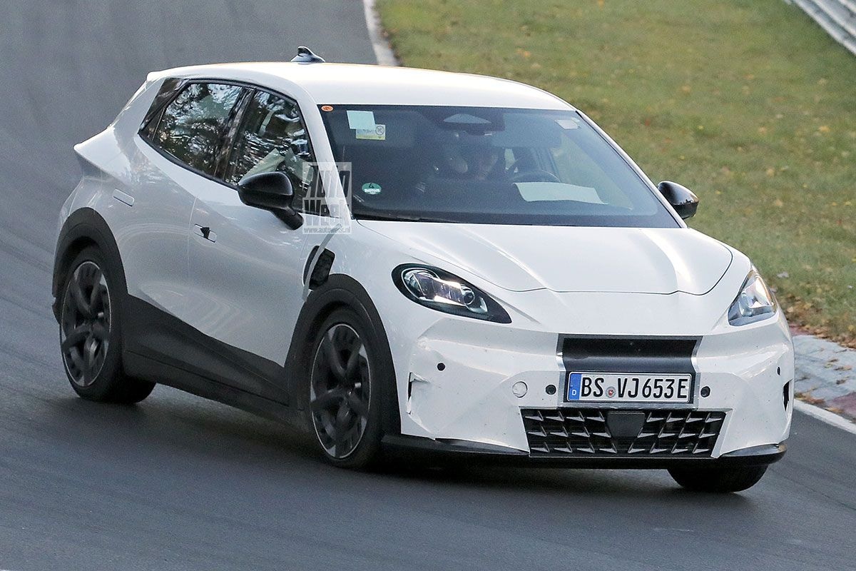 Cupra Raval spyshots