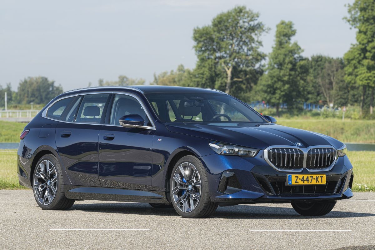 BMW i5 Touring versus Volkswagen ID.7 Tourer dubbeltest 
