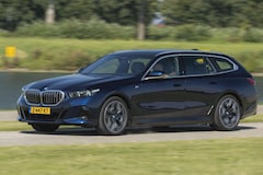 Volkswagen ID7 BMW i5 dubbeltest
