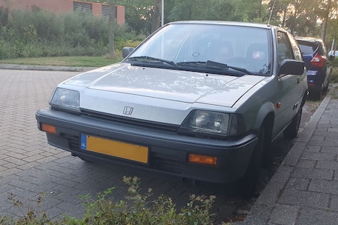 Deze Honda Civic is een ware tijdscapsule - In het Wild
