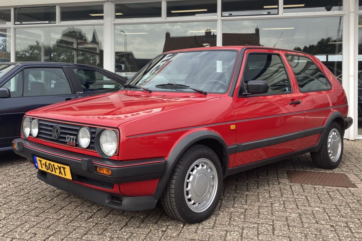 Volkswagen Golf GTI 16V