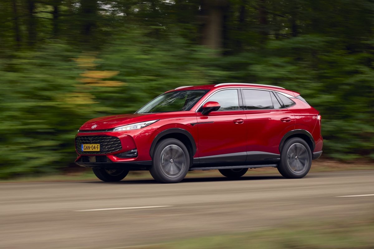 MG HS PHEV