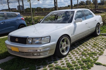 Lexus LS400 LS in het wild
