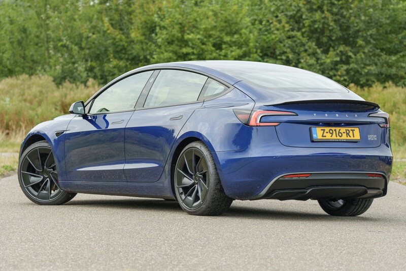 Tesla Model 3 Performance