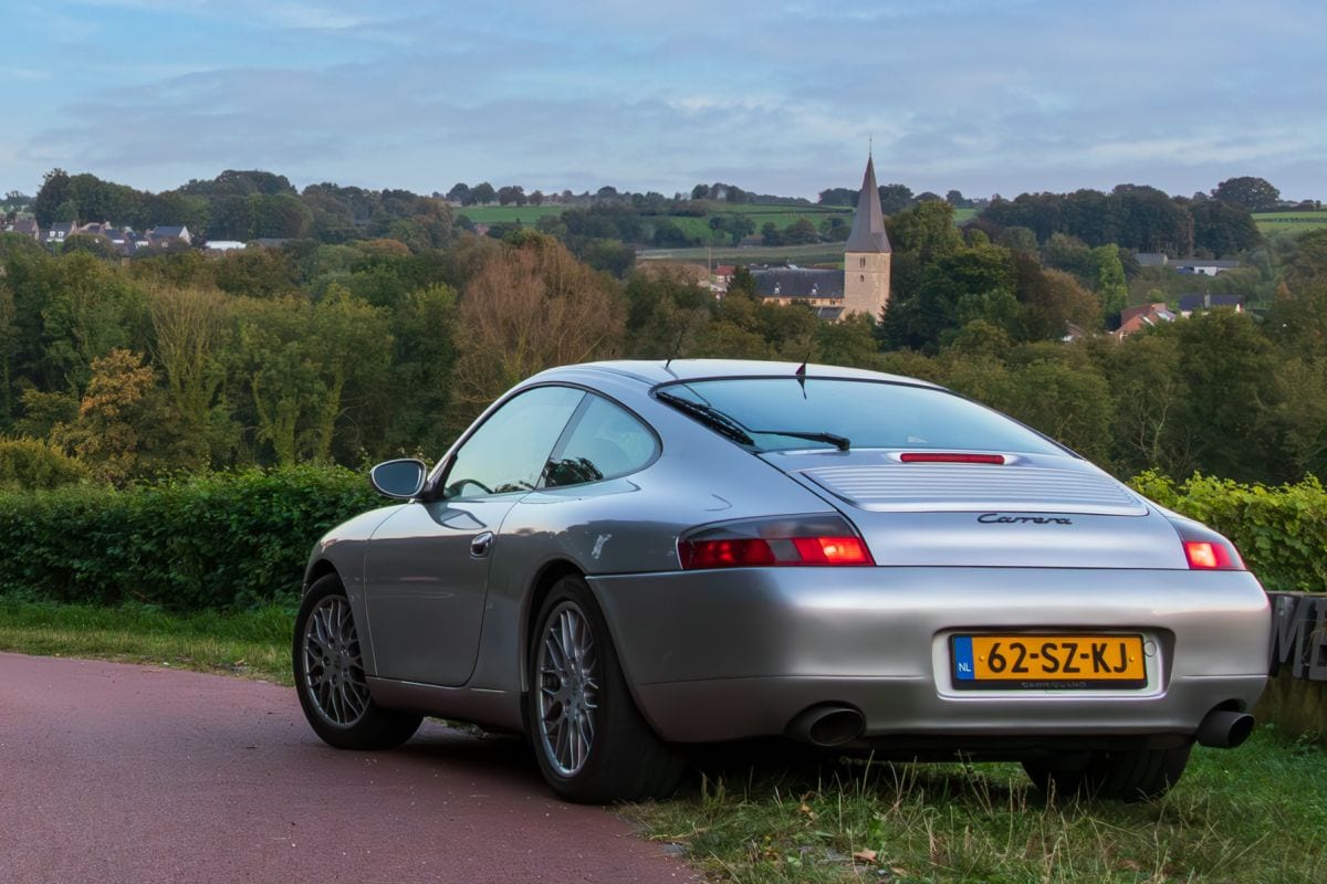 Porsche 911 (996)
