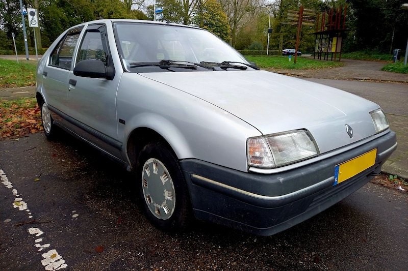 Renault 19