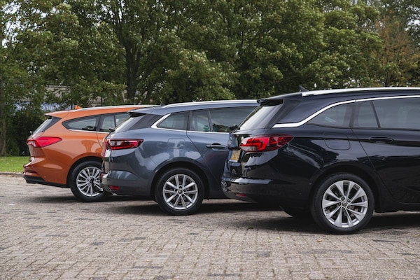 Stationwagons in C-segment: Ford Focus, Opel Astra, Renault 