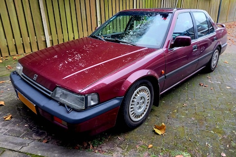 Deze Honda Accord is door liefhebbers hierheen gehaald - In het Wild