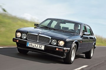 Jaguar XJ40