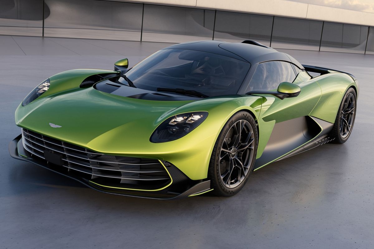 Aston Martin Valhalla
