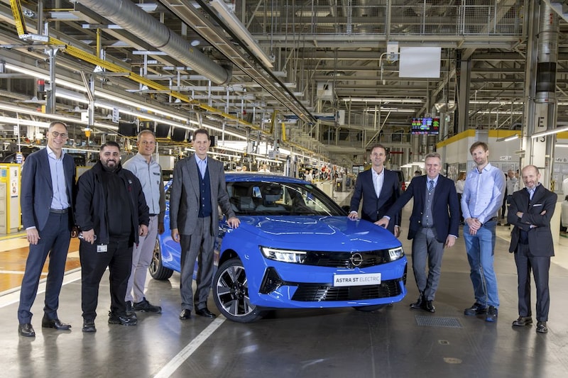 John Elkann Opel management Rüsselsheim
