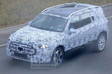 Mercedes-Benz GLB spyshots