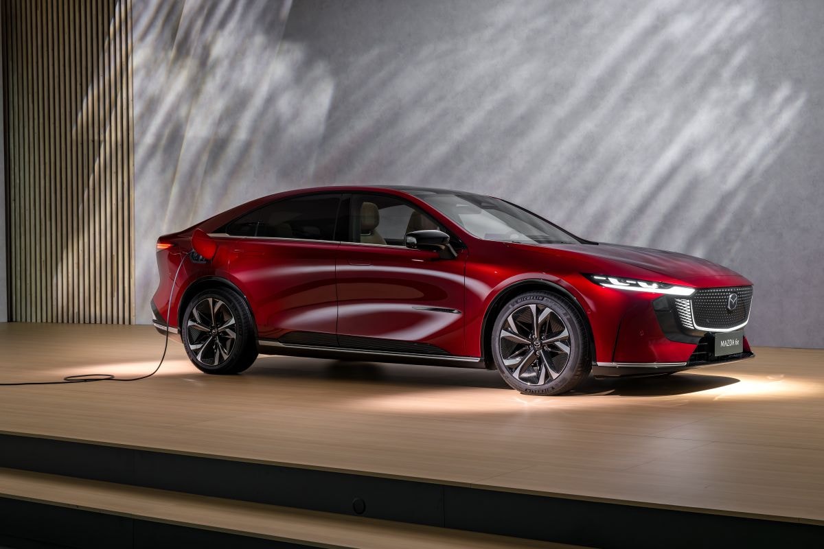 Mazda 6e