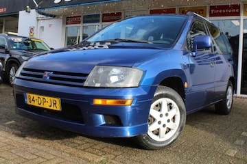 Mitsubishi Space Runner