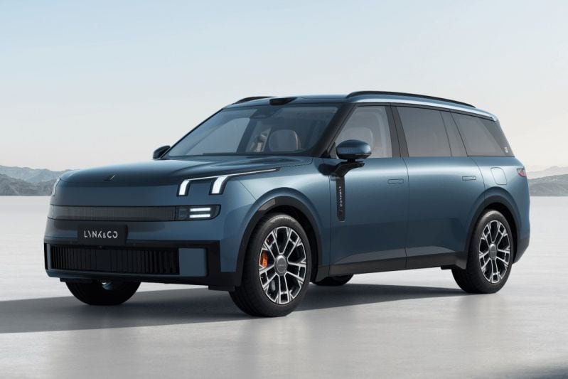 Lynk & Co 900