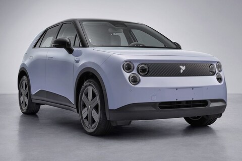 Firefly: Chinese Mini-concurrent is motorisch bescheiden