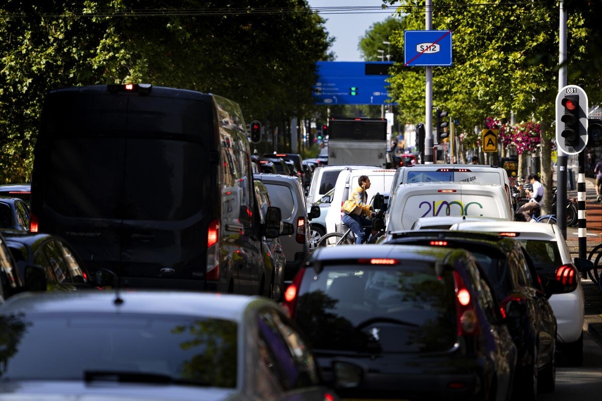 Verkeer file Amsterdam (ANP)