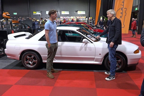 Michiel en Marco vullen hun droomgarage op Interclassics