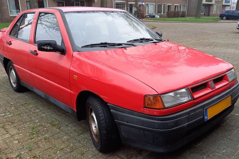 Deze Seat Toledo is een ruwe overlever - In het Wild
