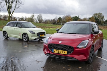 Suzuki Swift automaat naast handbak