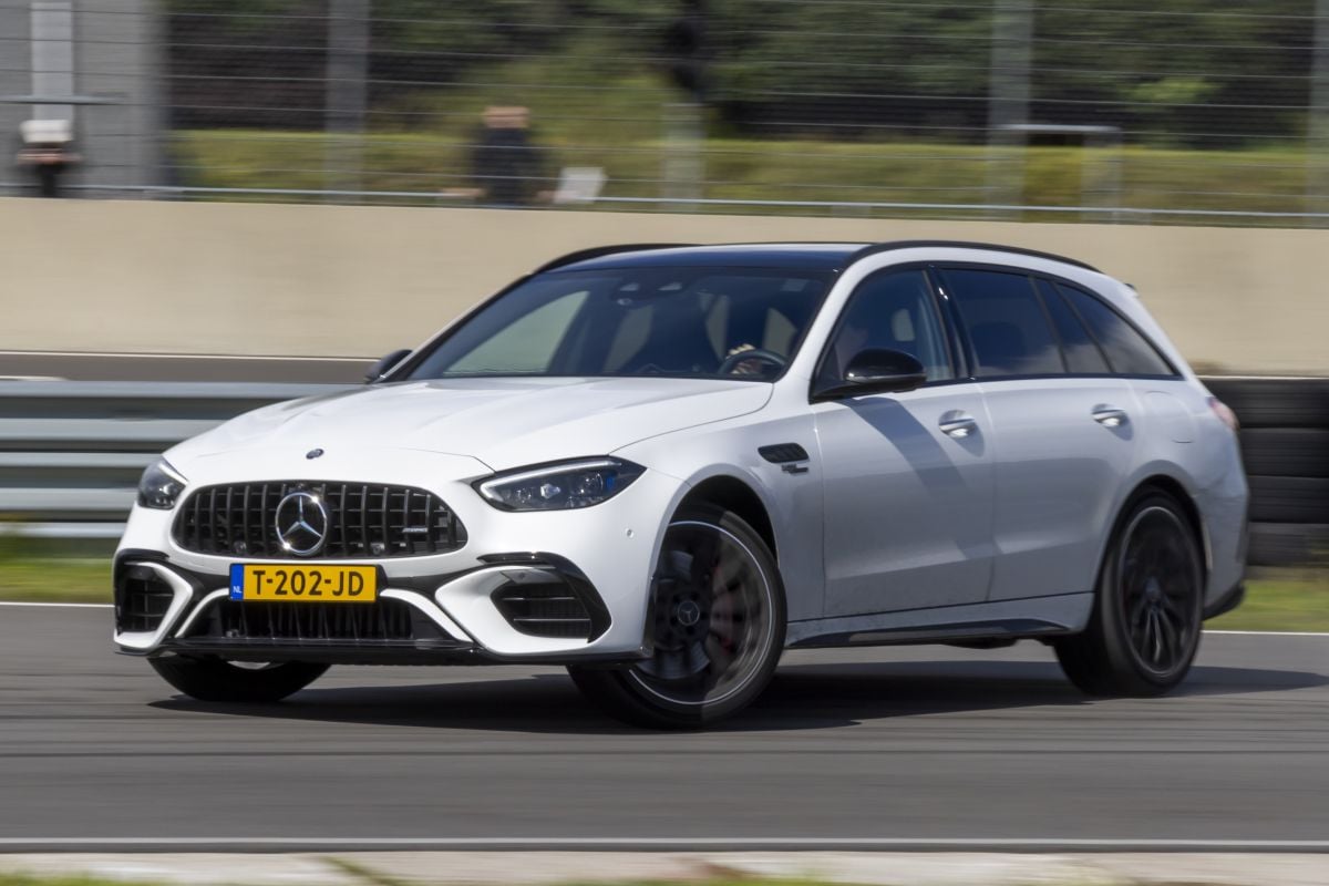 Mercedes-AMG C 63 S E Performance