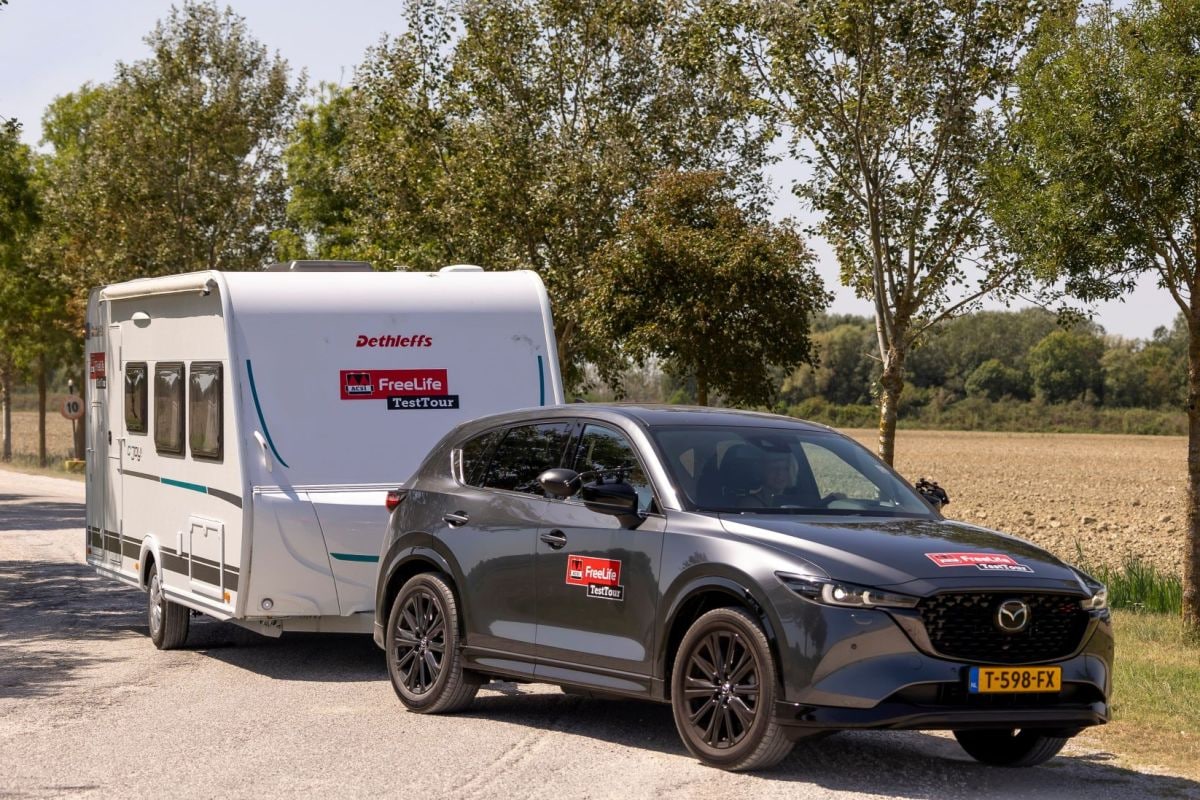 Mazda CX-5 met caravan