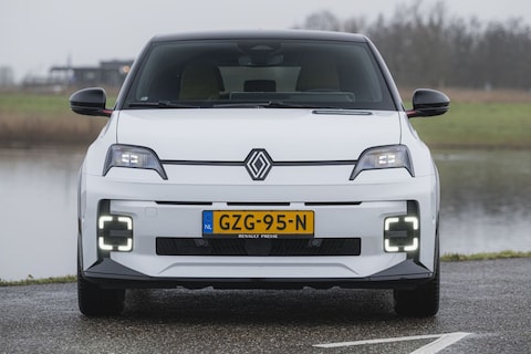 Renault stelt systeem om accubranden snel mee te blussen gratis beschikbaar