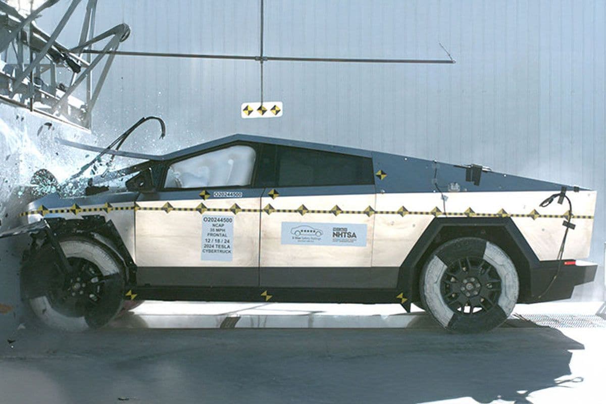 Tesla Cybertruck crashtest NHTSA