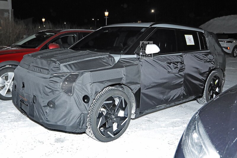 Spyshots Kia EV3 GT