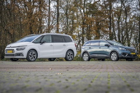 Zevenzitters met hoge instap voor €14.000: Citroën C4 Space Tourer vs. Peugeot 5008