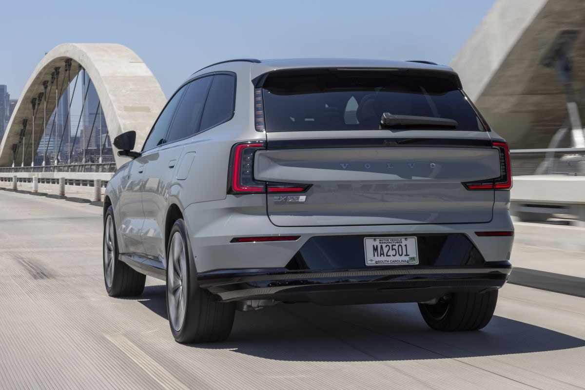 Volvo EX90 VS Amerika verenigde staten usa