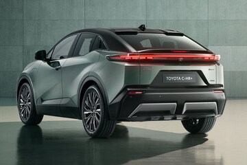 Toyota C-HR+ (EMBARGO 12/3)