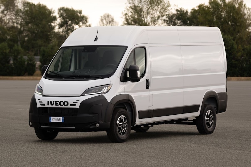 Iveco busje (photoshop)