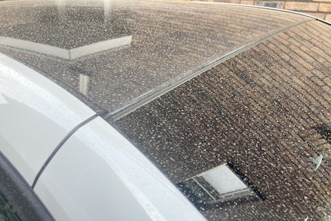 Drukte bij autowasbedrijven om Saharazand